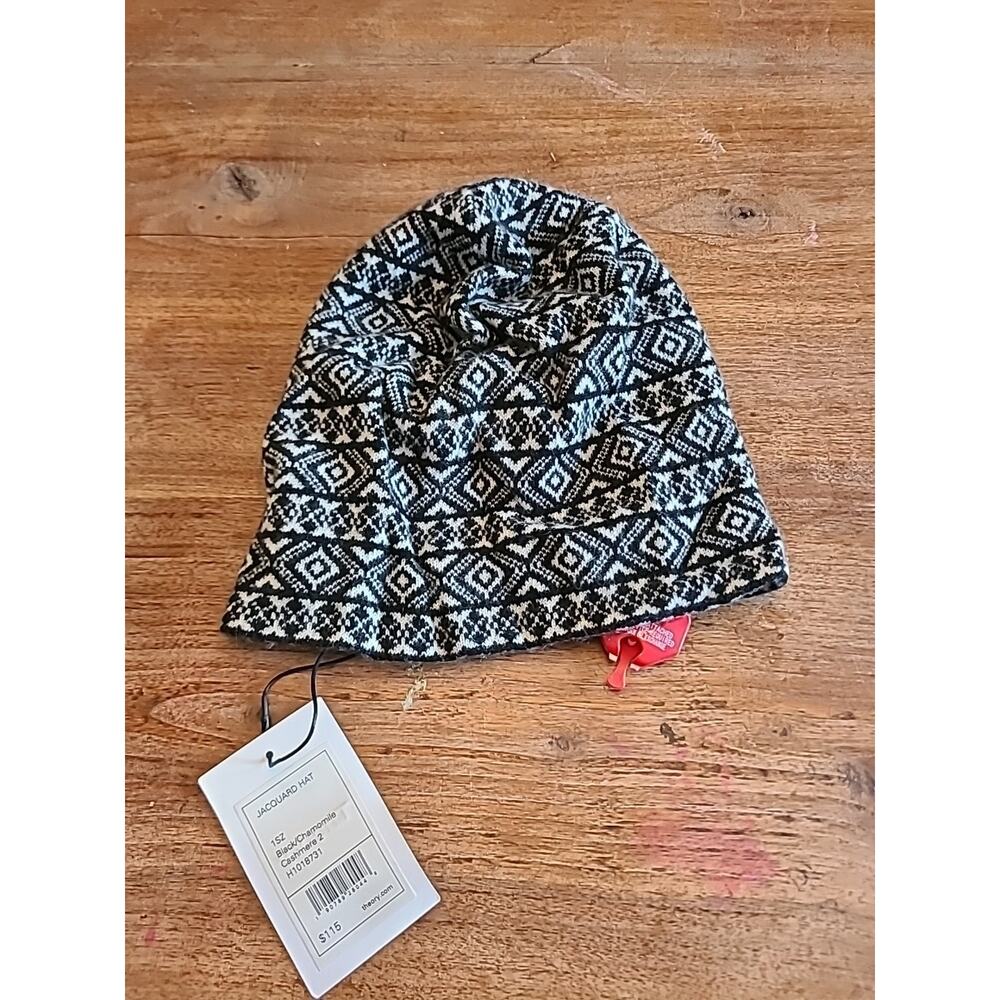 NWT Theory Cashmere Knit Beanie Hat Black Chamomile Jacquard